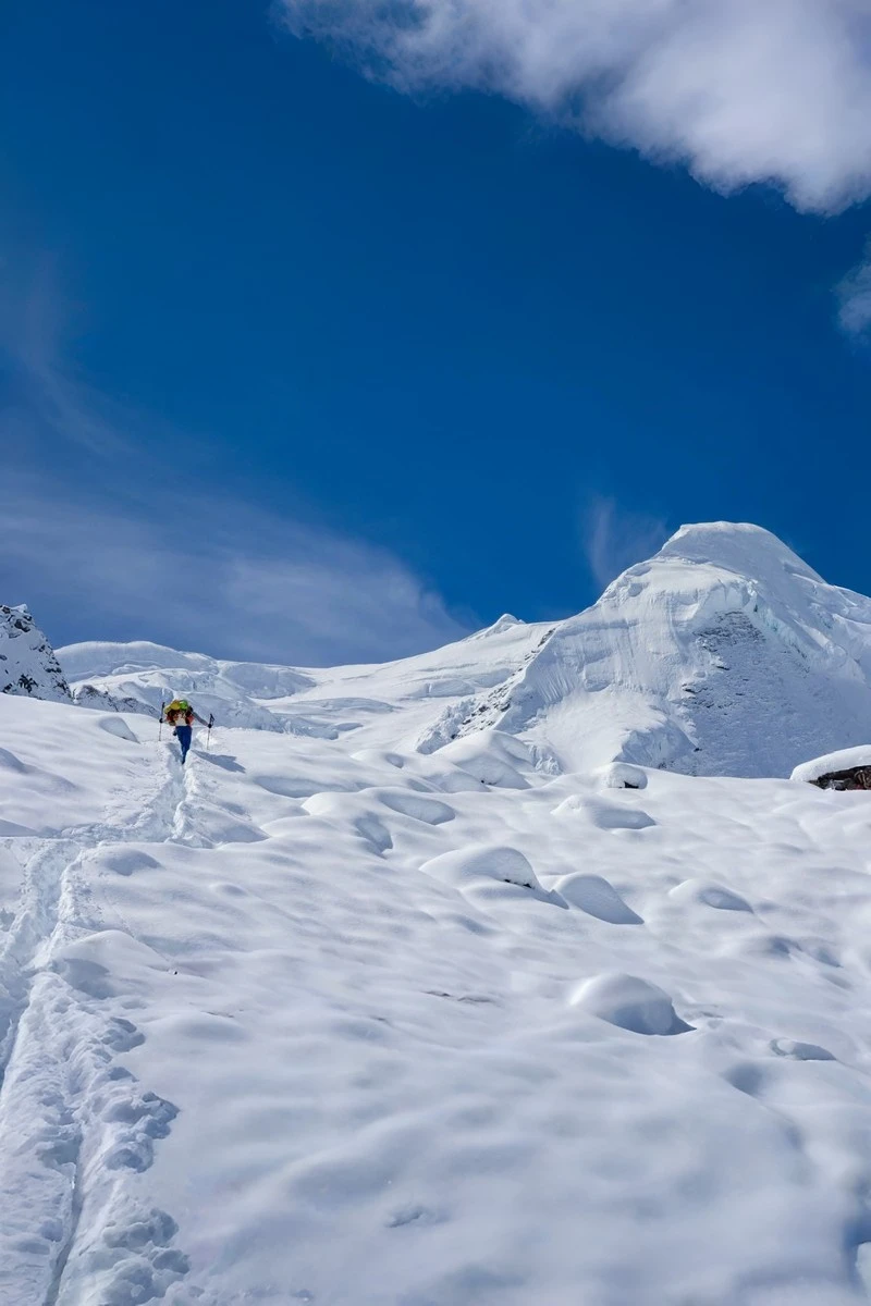 Discover Nepal’s Himalayas with Expert Guides